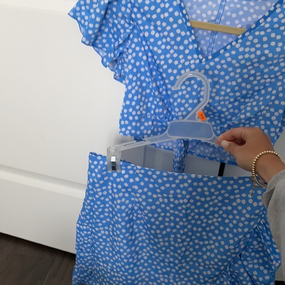 Two piece summer outfit - Picture 2 of 5